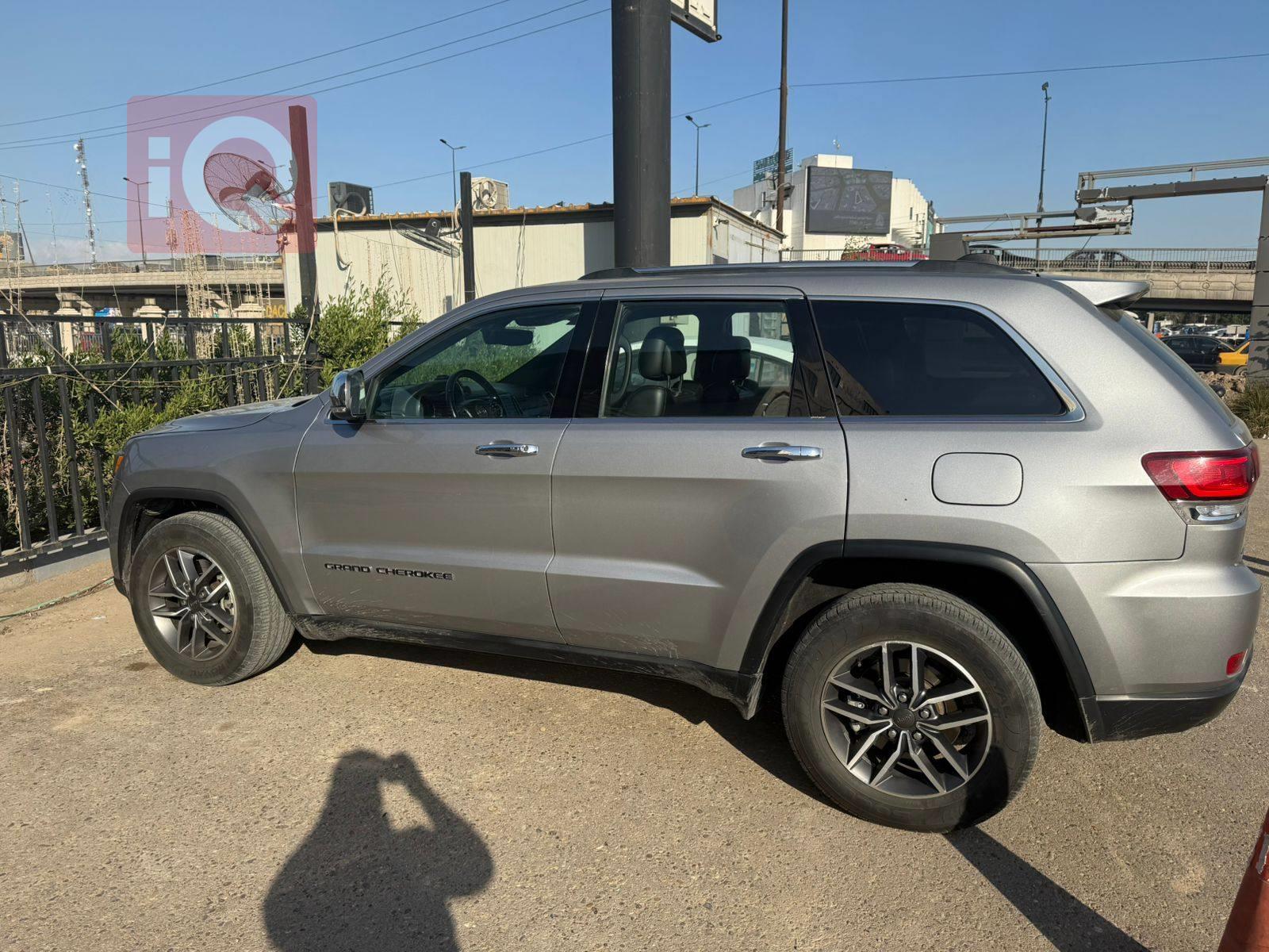 جيب جراند شيروكي